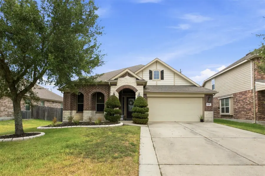 8218 Bay Run Ave Avenue, Baytown, TX 77521 - #2