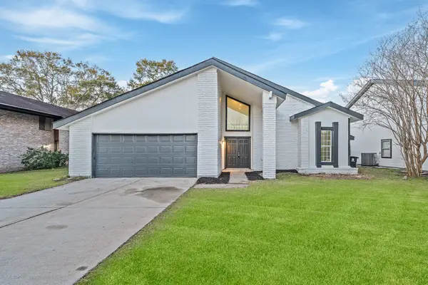 7622 Candlegreen Lane, Houston, TX 77071