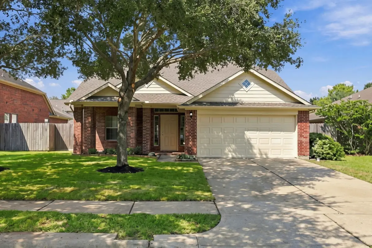 25206 Saber Oaks Drive, Richmond, TX 77406 - #1