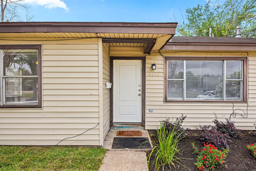 6633 W 43rd Street, Houston, TX 77092 - #2