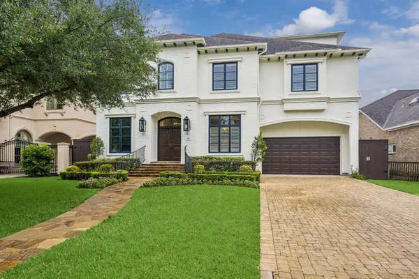 5207 Grand Lake Street, Bellaire, TX 77401