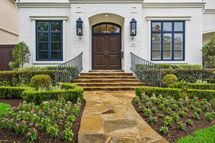 5207 Grand Lake Street, Bellaire, TX 77401 - #2