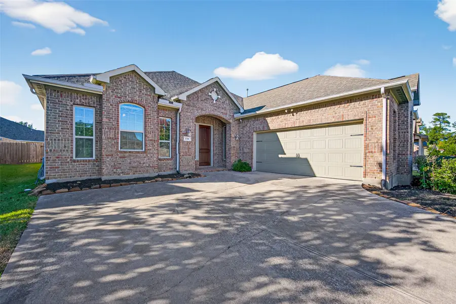110 Carriage Court, Magnolia, TX 77354 - Image #3