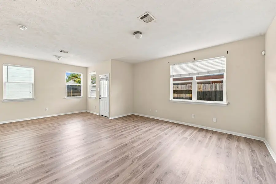 822 Forest Thicket Lane, Houston, TX 77067 - #3