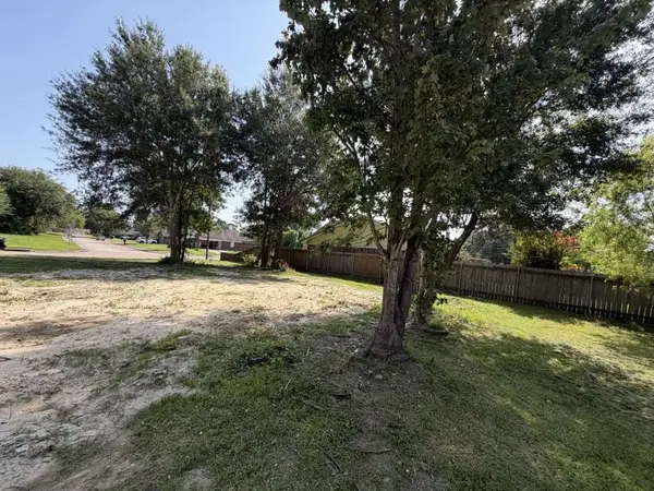 4401 Kitty Chapin Avenue, Orange, TX 77632