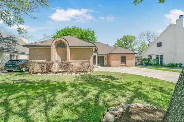2126 Windmill Drive, Richmond, TX 77406