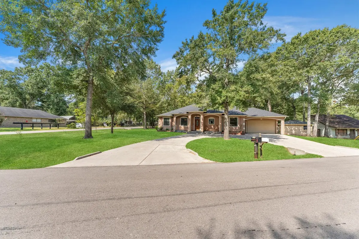 318 Shawnee Drive, Conroe, TX 77316 - #1