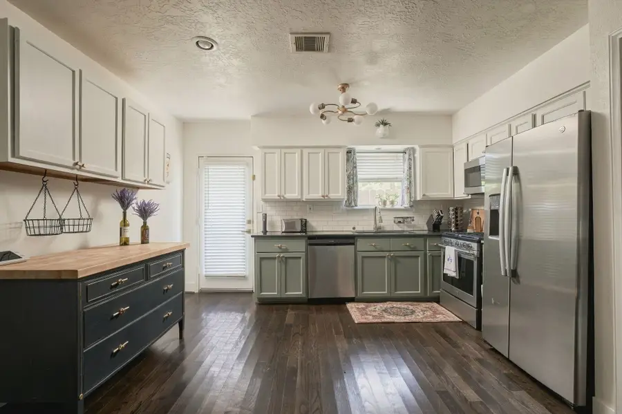 614 Coronado Street, Houston, TX 77009 - #3