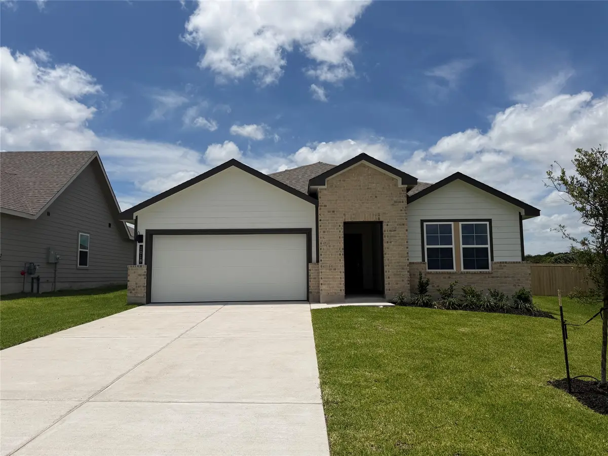 1018 Legrand Street, Brenham, TX 77833 - #1