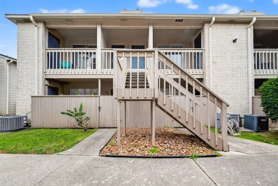 3919 Fairmont Parkway #206, Pasadena, TX 77504 - Image #3