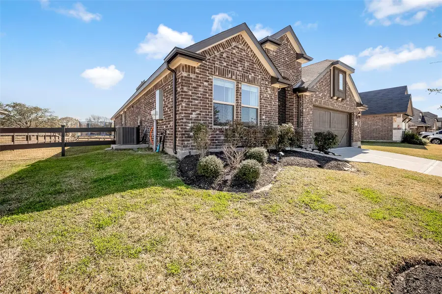4213 Leslies Way, Dickinson, TX 77539 - Image #2