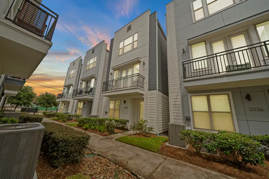 2228 Mcgowen Street, Houston, TX 77004 - #2