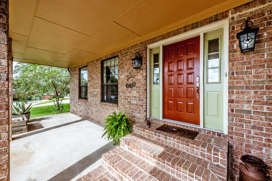 1623 Green Briar Drive, Huntsville, TX 77340 - #3