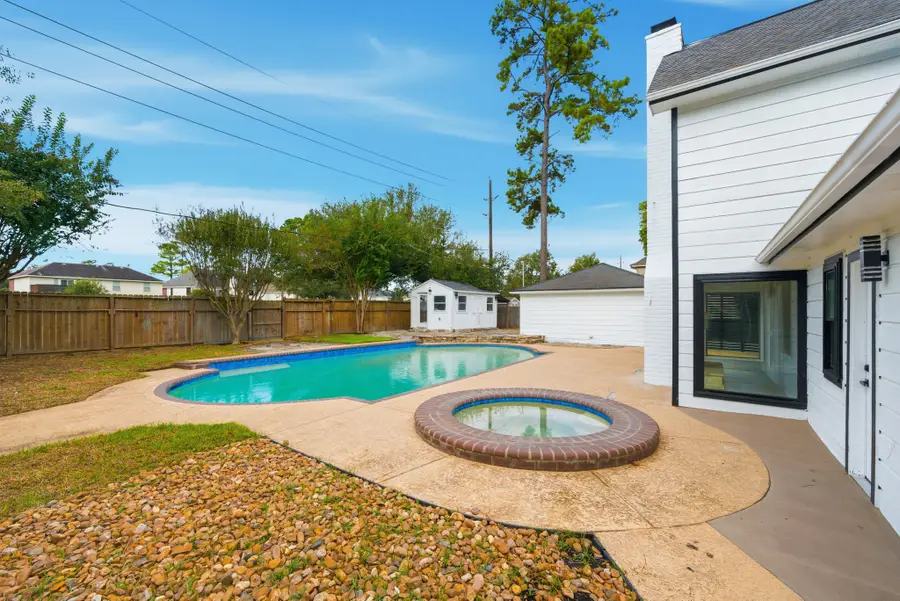 17831 Shadow Valley Drive, Spring, TX 77379 - Image #3