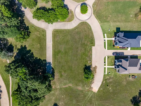 105 Winding Oaks Drive, Bullard, TX 75757