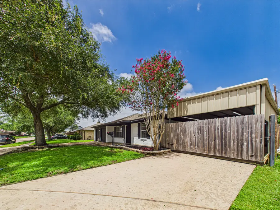 3205 Village Lane, Deer Park, TX 77536 - #3