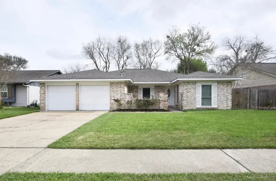 1310 Barrowgate Drive, Sugar Land, TX 77498 - #3