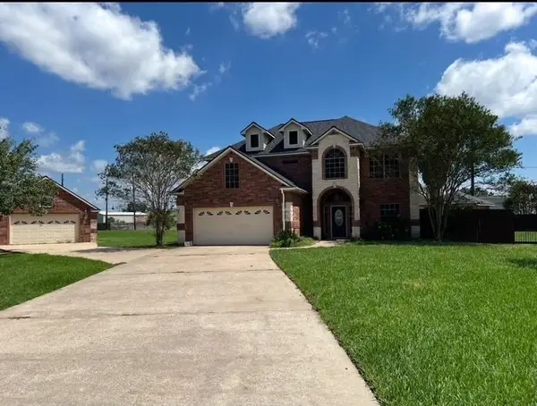 1803 Lafayette Lane, Cove, TX 77523