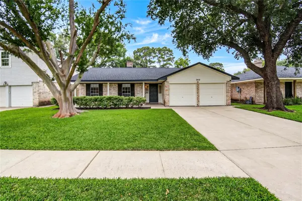 2419 Fairgreen Drive, Missouri City, TX 77489