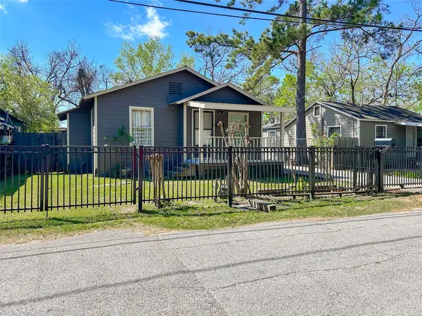 132 Grothe Lane, Houston, TX 77022