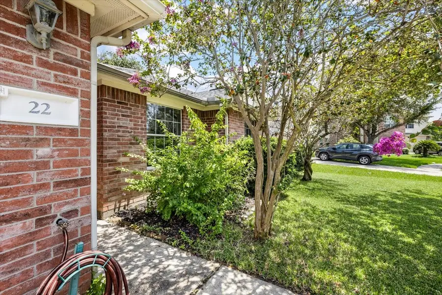 22 Highland Street, Texas City, TX 77591 - #3