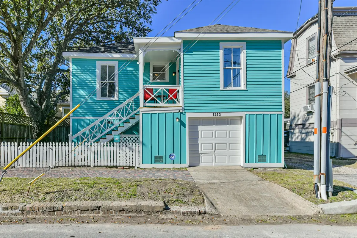 1213 18th Street, Galveston, TX 77550 - Image #1