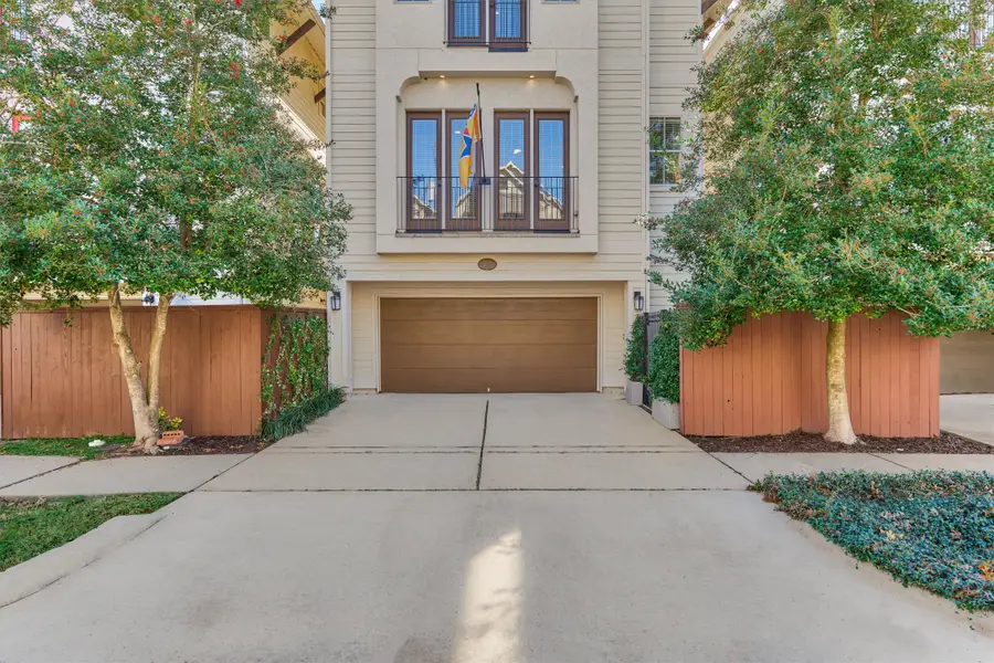 1114 W 15th Street, Houston, TX 77008 - #2