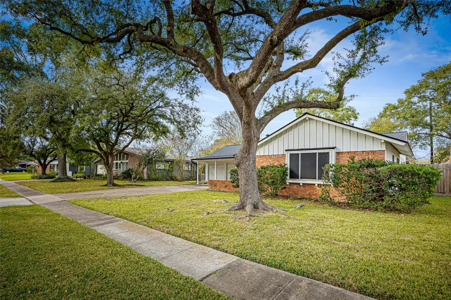 10319 Old Orchard Road, La Porte, TX 77571 - Image #3