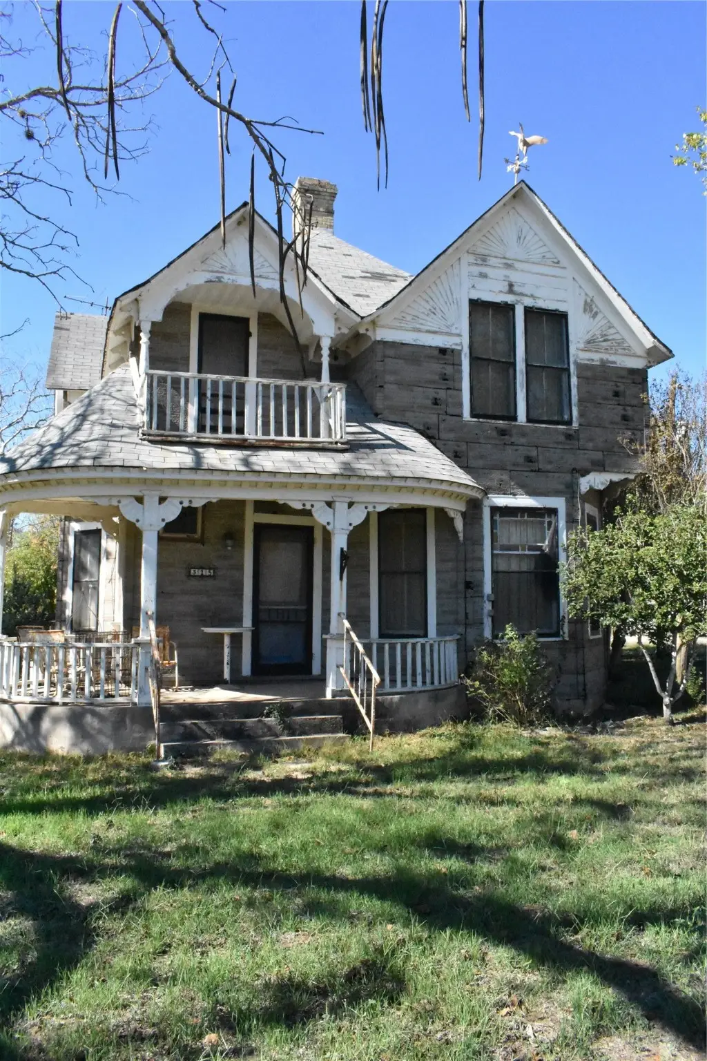 315 N Avenue D, Waelder, TX 78959 - Image #1