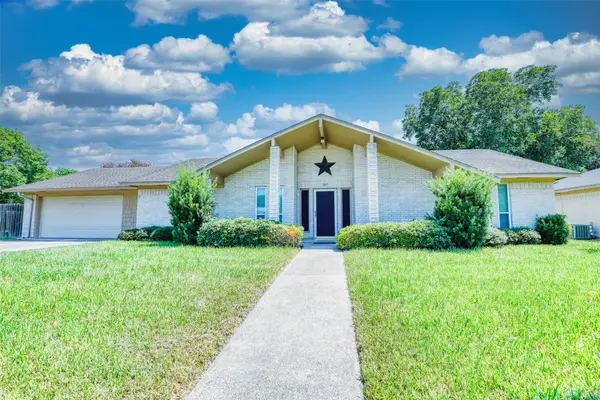 607 Rosewood Drive, Victoria, TX 77901