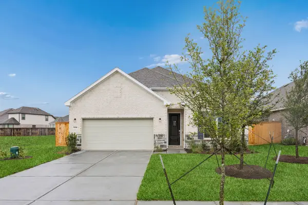 13722 Ballast Green Drive, Texas City, TX 77568
