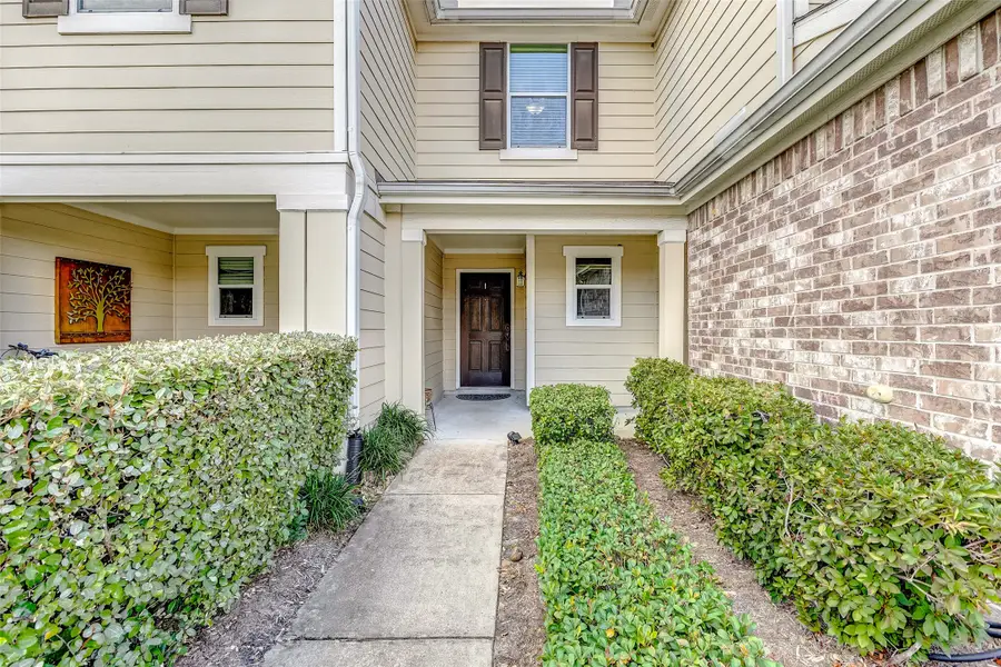 16107 Sweetwater Fields Lane #B1, Tomball, TX 77377 - Image #3