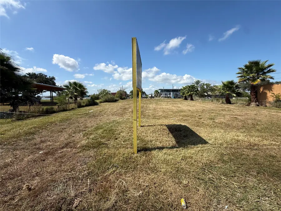 1036 16th Street, San Leon, TX 77539 - #3