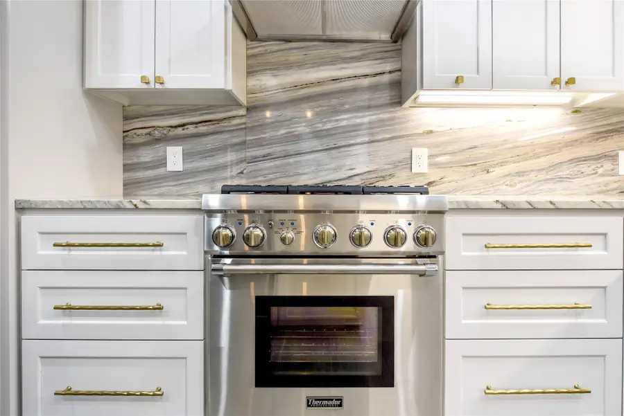 15751 Tanya Circle, Houston, TX 77079 - Image #2