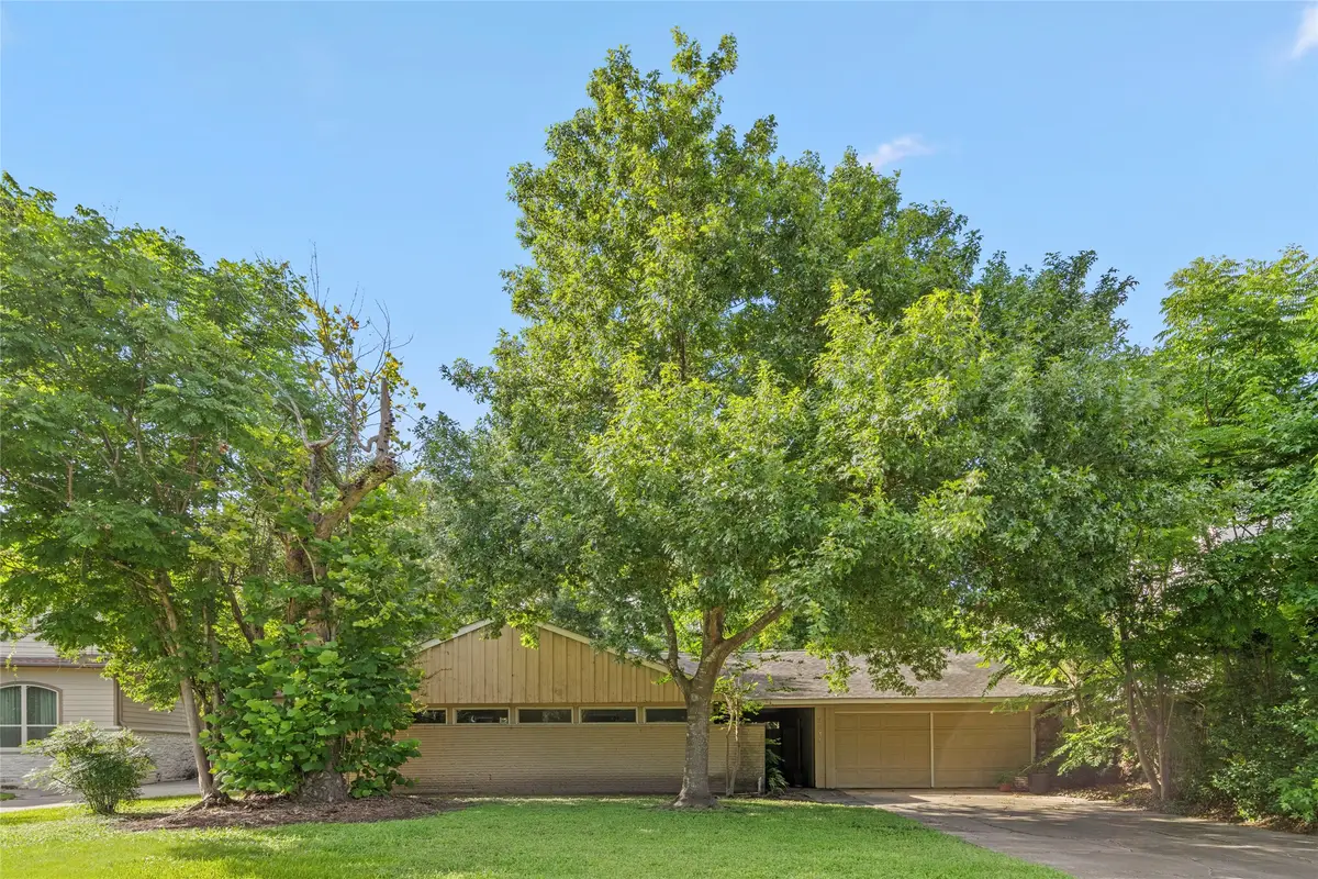 5146 Carew Street, Houston, TX 77096 - #1