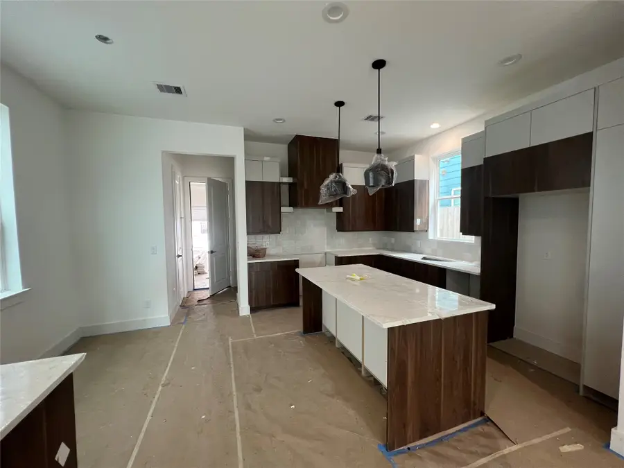 5339 Larkin Street, Houston, TX 77007 - #2