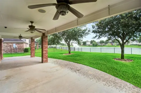 26011 N Lakefair Drive, Richmond, TX 77406