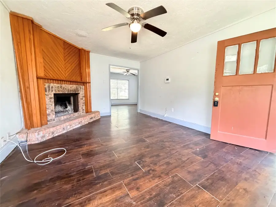 1904 Wright Boulevard, Baytown, TX 77520 - #2