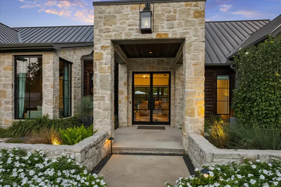 1525 Travis Street, Columbus, TX 78934 - #2