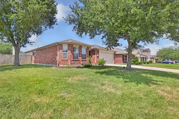 2756 Woodspring Acres Drive, Houston, TX 77345