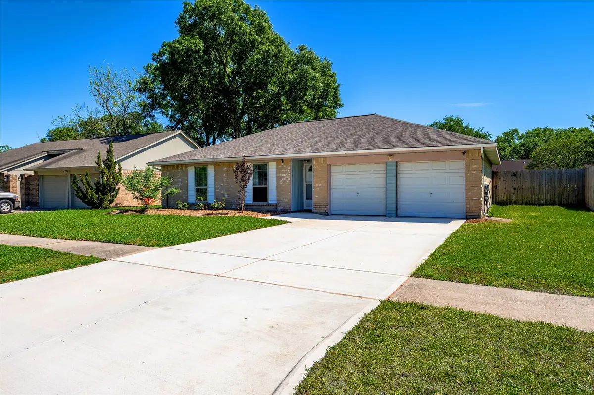 2793 Wood Hollow Drive, League City, TX 77573 - #1