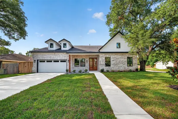 4802 Hummingbird Street, Houston, TX 77035