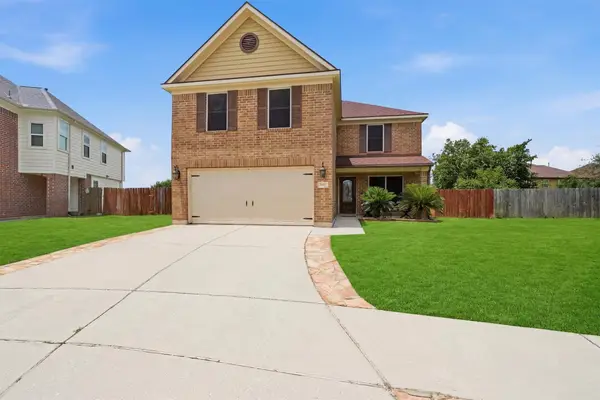 5407 Echinacea Circle, Baytown, TX 77521