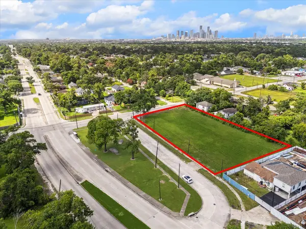 4013 Hirsch Road, Houston, TX 77026