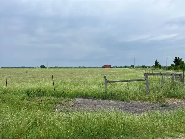 000 Prihoda Road, Willow Springs, TX 78940