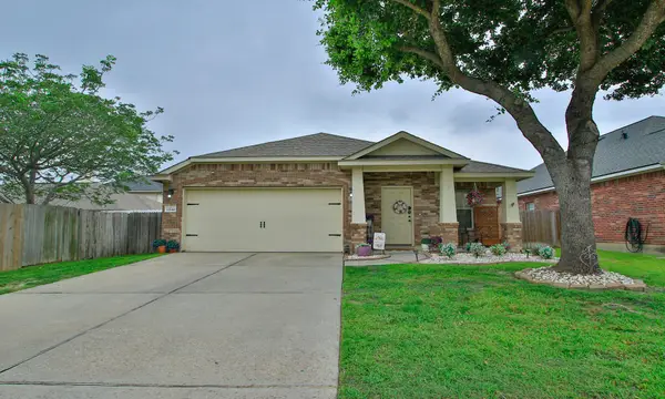 12110 Green Willow Falls Drive, Tomball, TX 77375