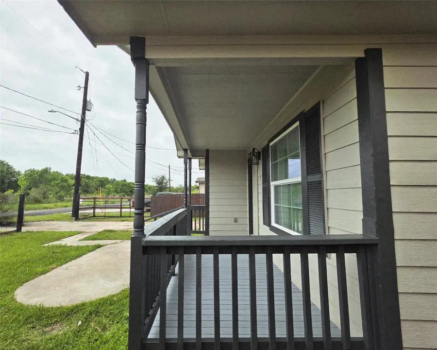 9713 Yuma Street, Houston, TX 77029 - #2