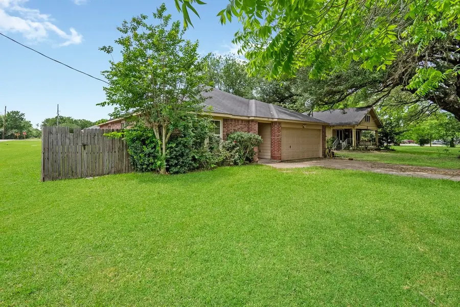 339 N Missouri Street, Orchard, TX 77485 - #2