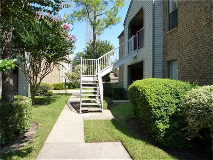 2025 Augusta Drive #203, Houston, TX 77057 - #2
