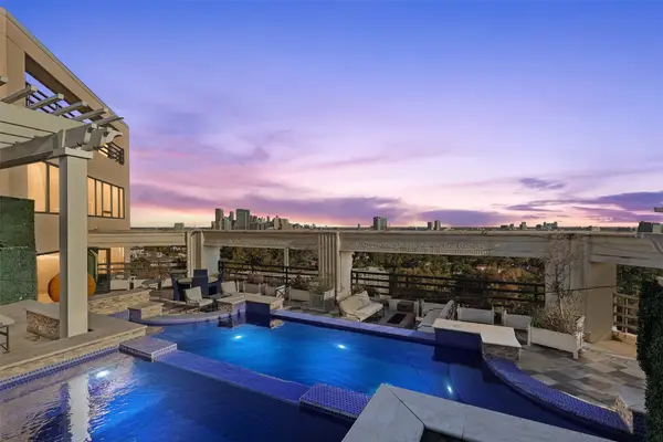 101 Westcott Street #2001, Houston, TX 77007